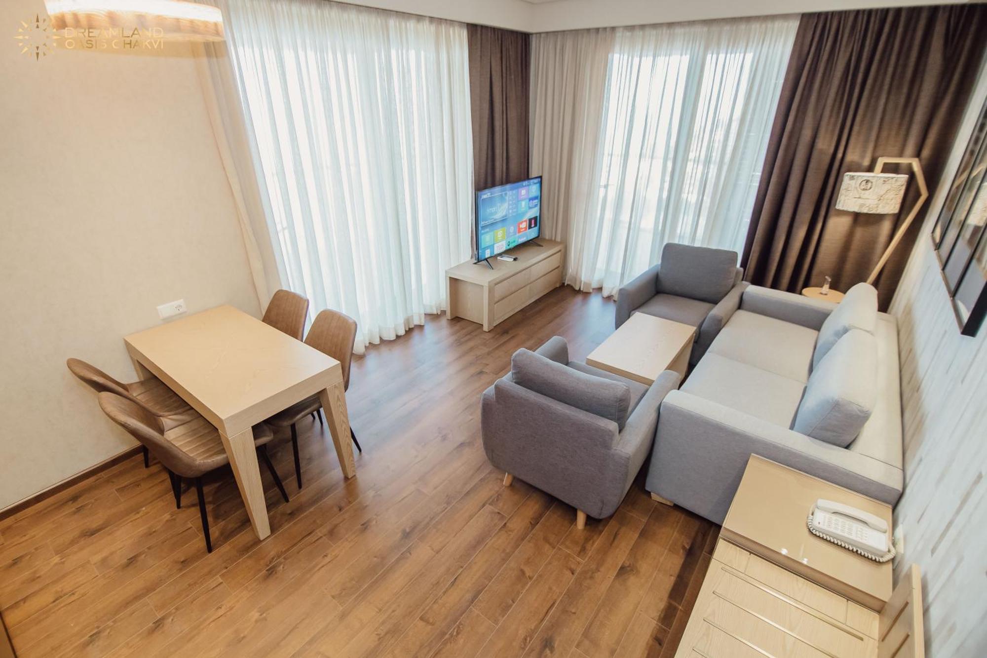Dreamland Oasis Aparthotel Kobuleti Exterior photo