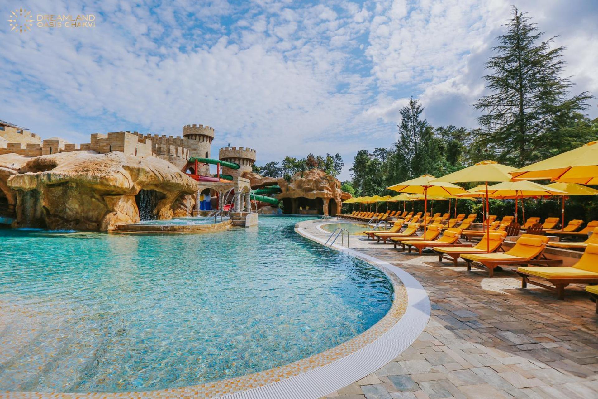 Dreamland Oasis Aparthotel Kobuleti Exterior photo